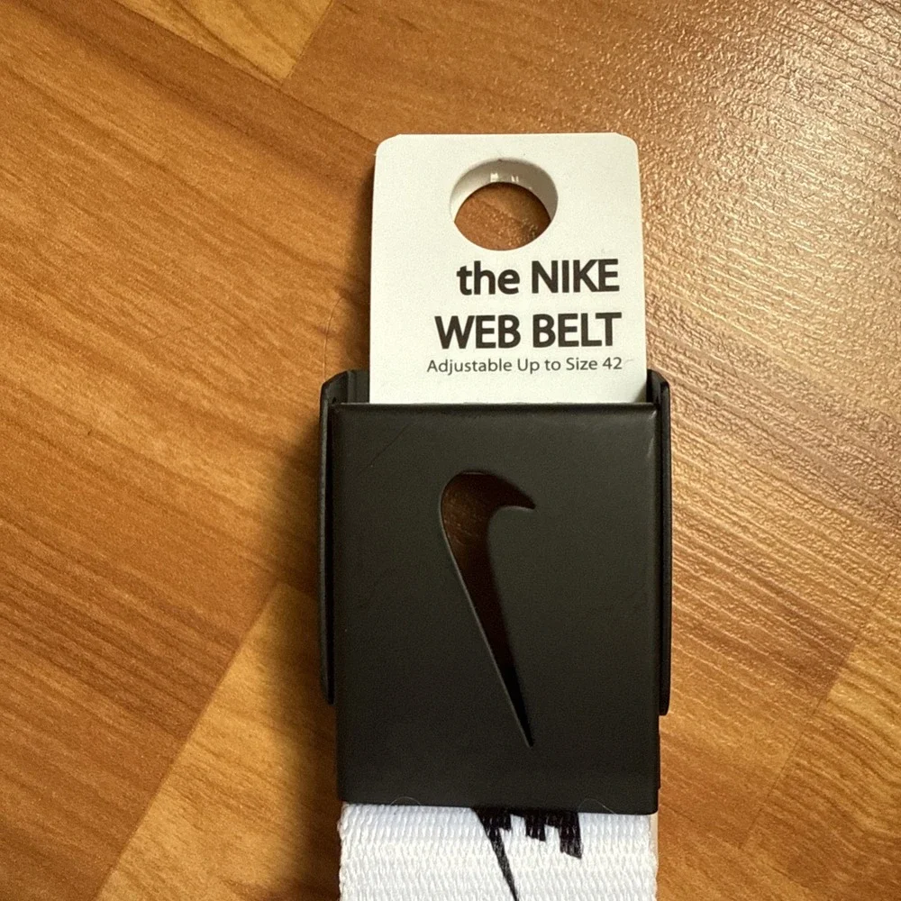 New NIKE‎ GOLF MENS SINGLE WEB BELT White ADJUSTABLE FIT UP TO SIZE 42